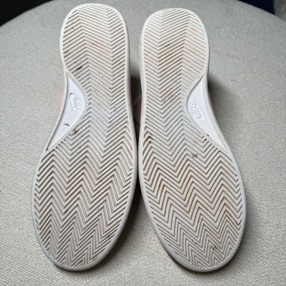 Nike Court Royal White and Pink Sneakers Classic Design - Picture 9 of 9